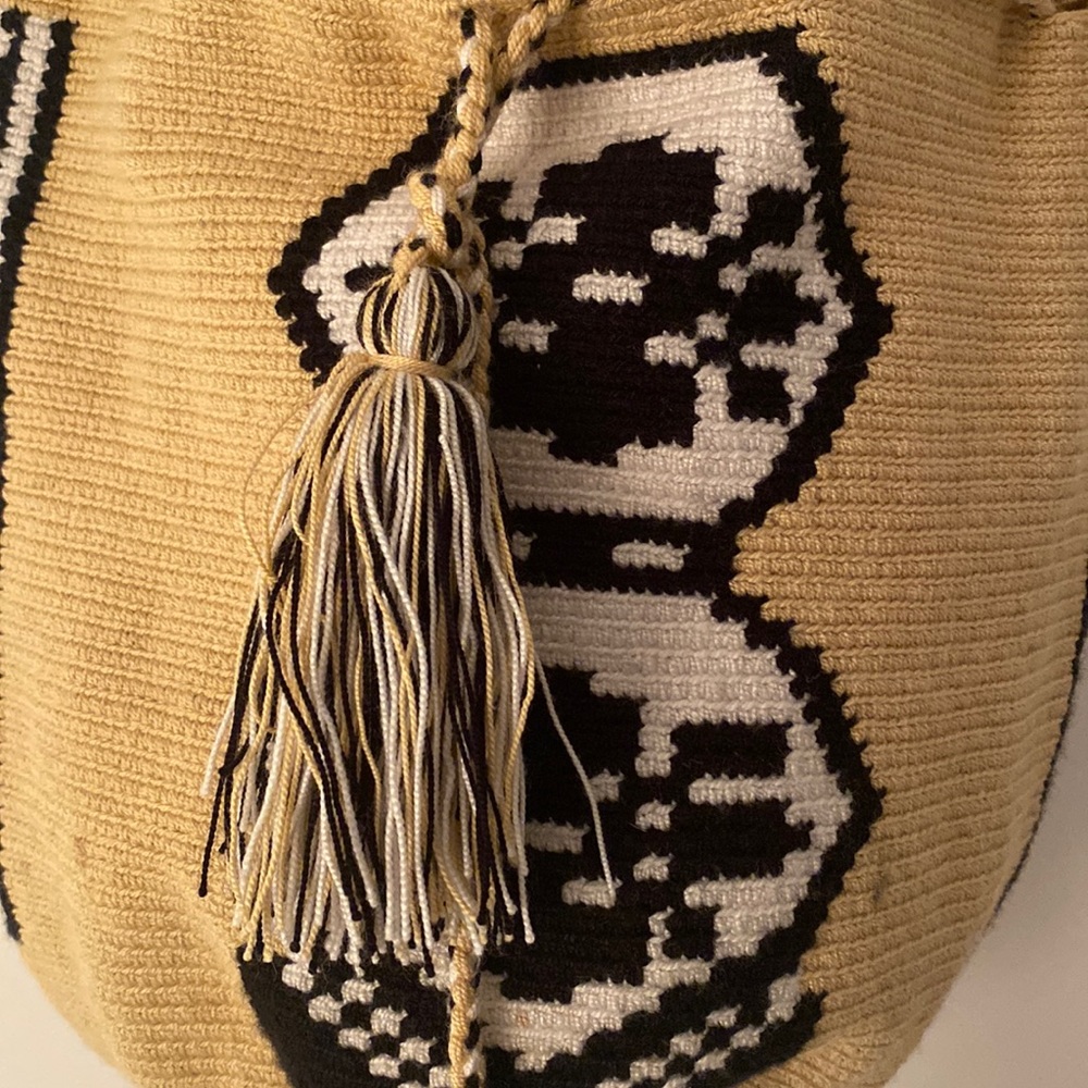 Unique Handmade Wayuu Mochila Tribe Colombian Bag